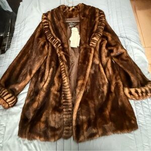 Dennis Basso Rich Brown Teddy Jacket